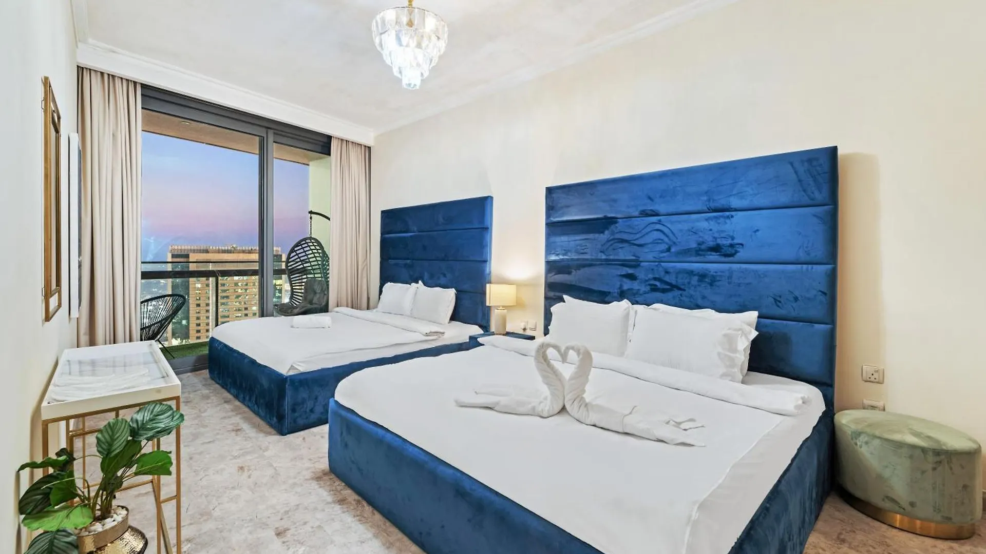 First Class 2Br With Full Dubai Skyline & Sea View דירה